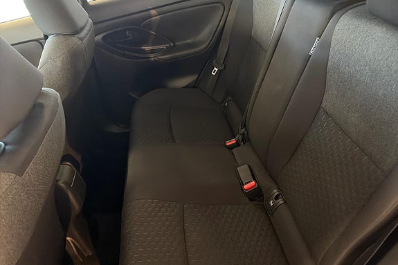 Toyota Yaris Cross 8 of 12