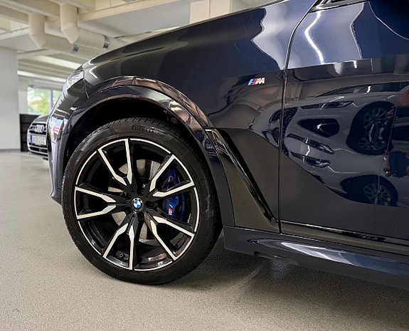 BMW X7 6 of 26