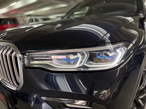 BMW X7 26 of 26