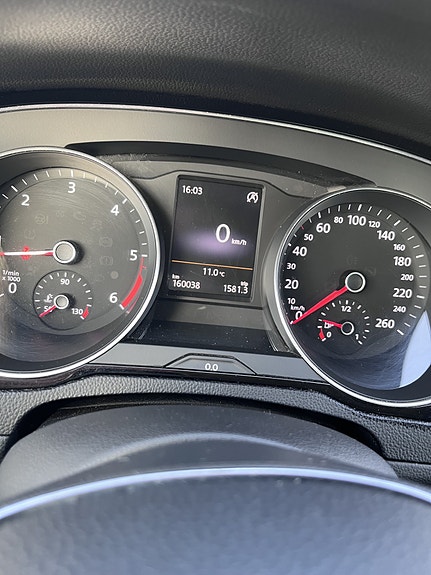 Volkswagen Passat 6 of 9
