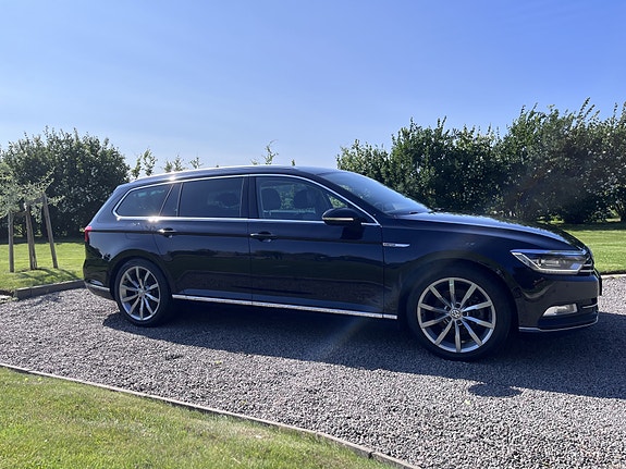 Volkswagen Passat 3 of 9