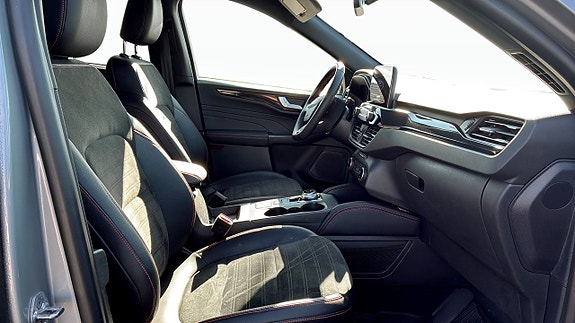 Ford Kuga 3 of 10