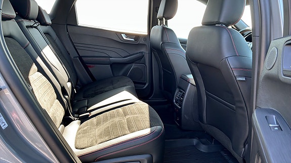 Ford Kuga 5 of 10
