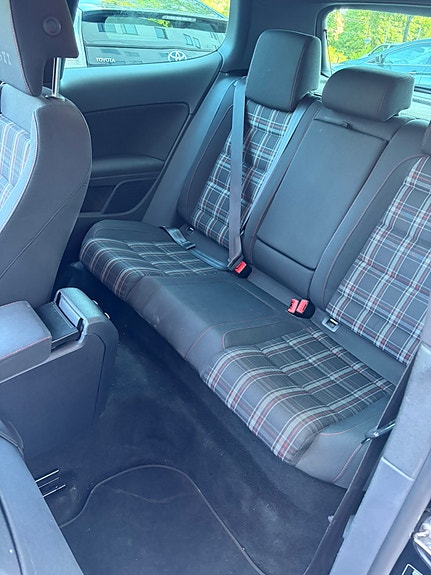 Volkswagen Golf VI 10 of 10