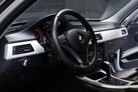 BMW 320d 10 of 21