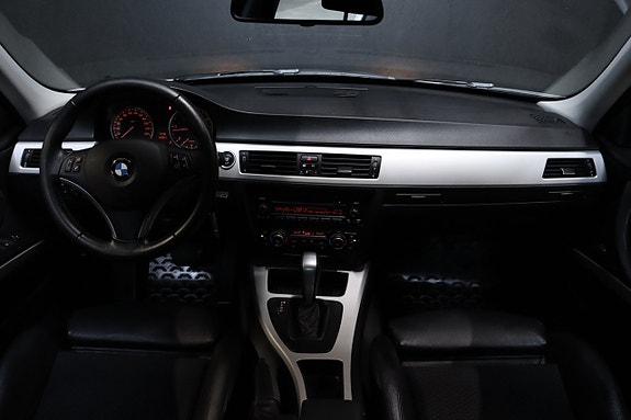 BMW 320d 17 of 21