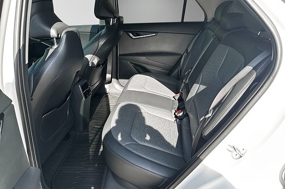 Kia Niro 9 of 19