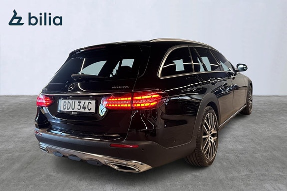Mercedes-Benz E220 5 of 20