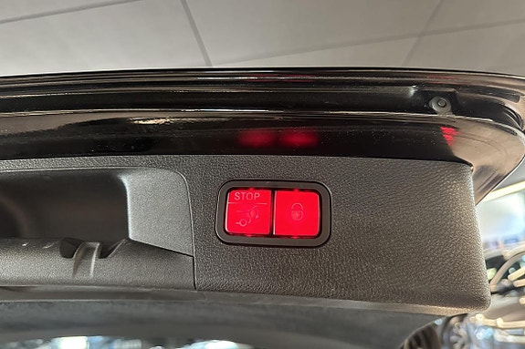 Mercedes-Benz E220 19 of 20