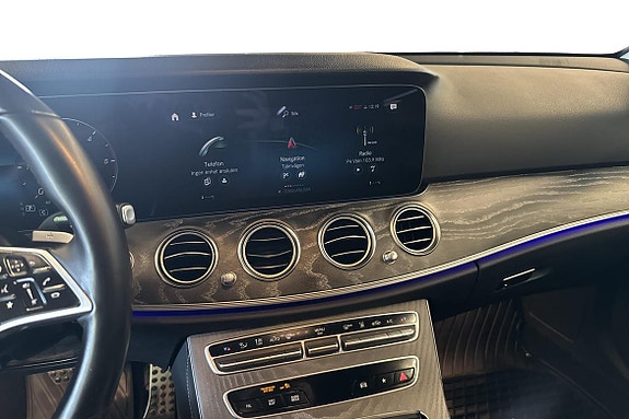 Mercedes-Benz E220 11 of 20