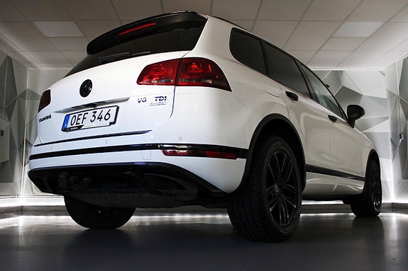 Volkswagen Touareg 8 of 27
