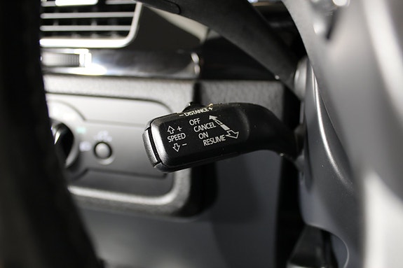 Volkswagen Touareg 20 of 27