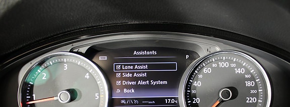 Volkswagen Touareg 18 of 27