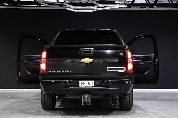 Chevrolet Avalanche 8 of 24