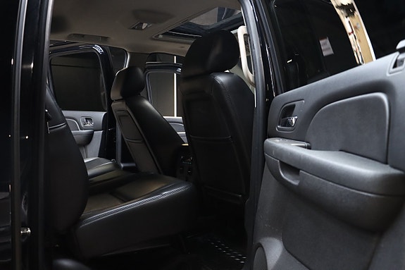 Chevrolet Avalanche 12 of 24