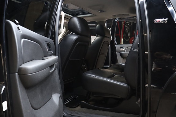 Chevrolet Avalanche 11 of 24