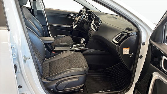 Kia Ceed 3 of 16