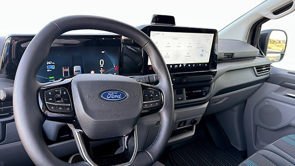 Ford E-Custom 12 of 14