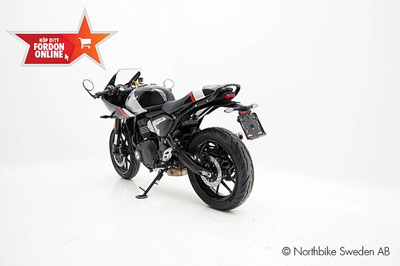 Triumph Thruxton 400 DEMO Snabb Hemleverans 7 of 20
