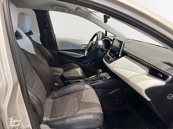 Toyota Corolla 7 of 11