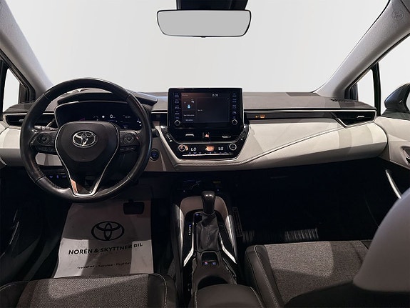 Toyota Corolla 9 of 11