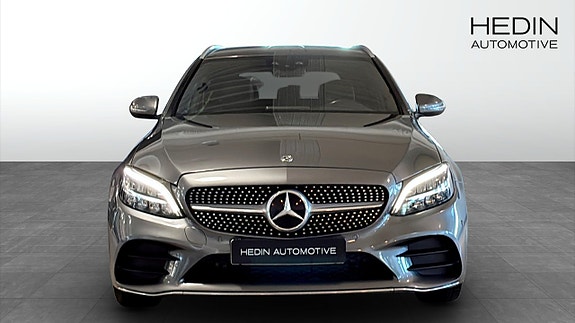 Mercedes-Benz C300 de 8 of 12