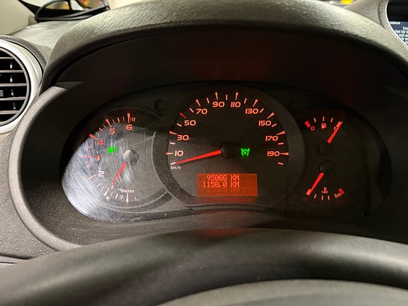 Renault Kangoo Express 5 of 6