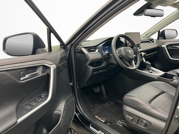 Toyota RAV4 11 of 30