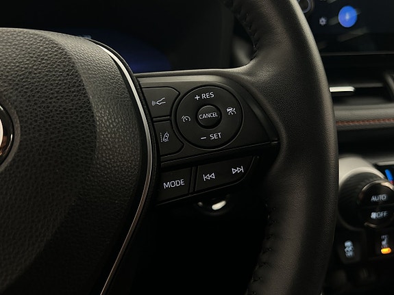 Toyota RAV4 19 of 30