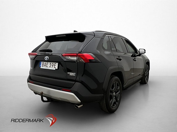 Toyota RAV4 8 of 30