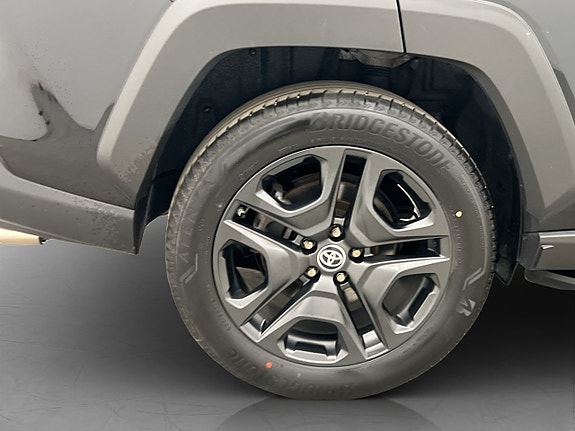 Toyota RAV4 29 of 30