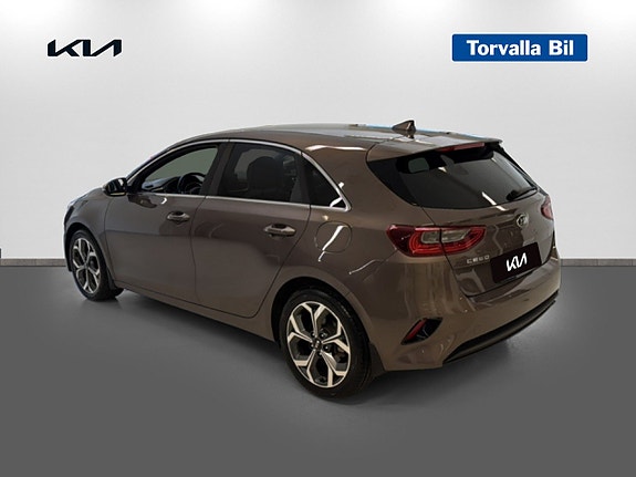 Kia Ceed 7 of 15