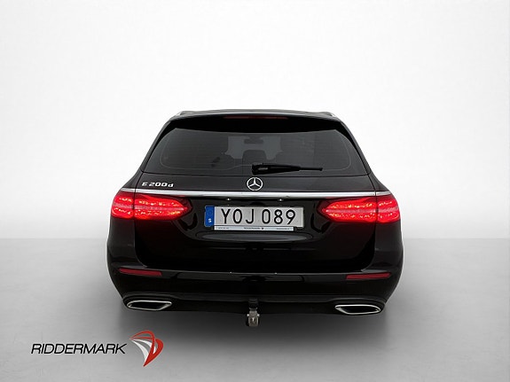 Mercedes-Benz E200 5 of 30