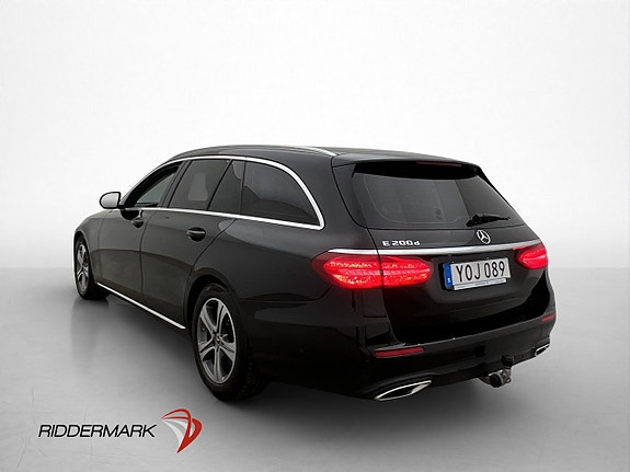 Mercedes-Benz E200 4 of 30