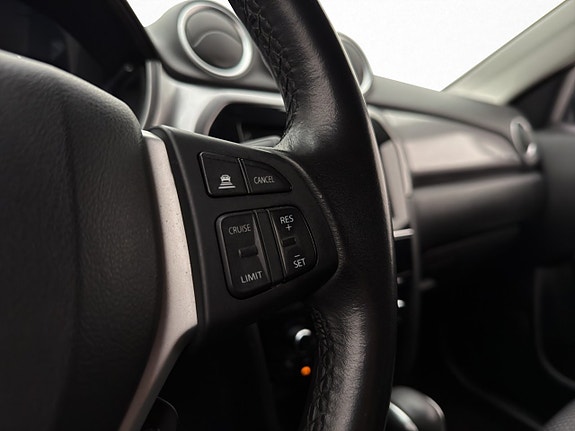 Suzuki Vitara 16 of 26