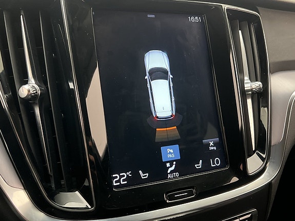 Volvo V60 14 of 30