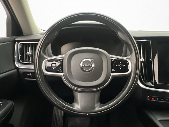 Volvo V60 11 of 30