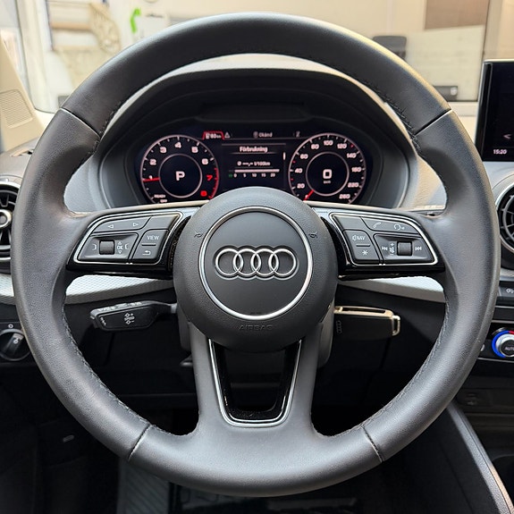 Audi Q2 10 of 11