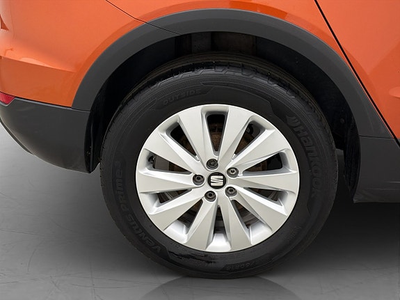 Seat Arona 25 of 28