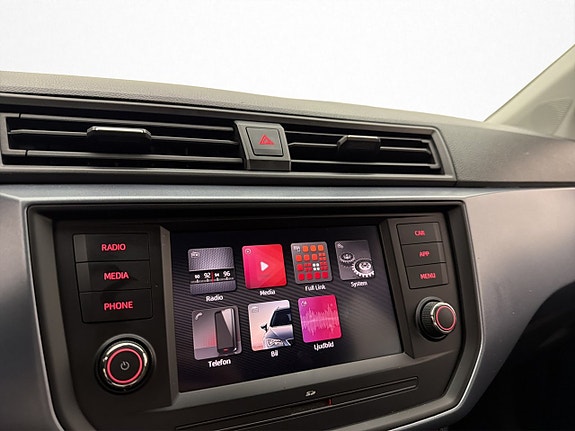 Seat Arona 12 of 28