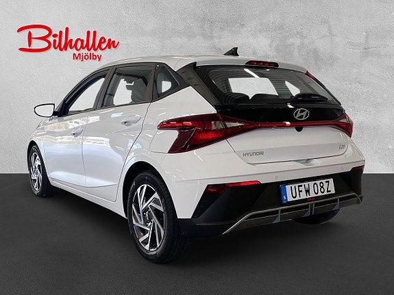 Hyundai i20 5 of 13