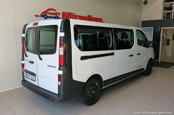 Renault Trafic 5 of 19