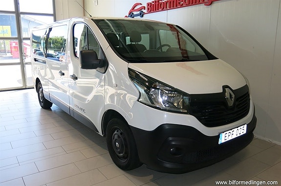 Renault Trafic 4 of 19