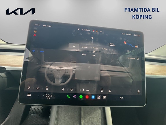 Tesla Model Y 12 of 20