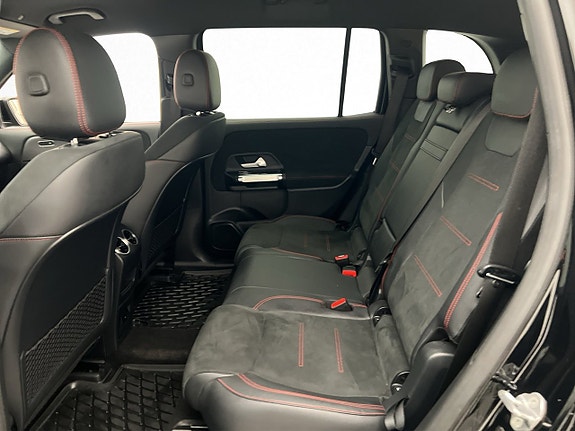 Mercedes-Benz EQB350 18 of 30