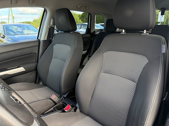 Suzuki Vitara 12 of 23