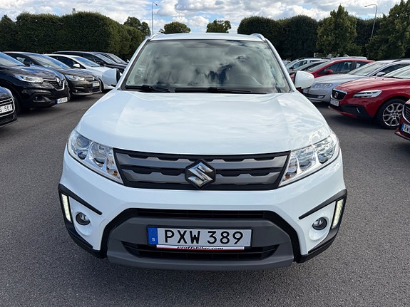 Suzuki Vitara 8 of 23