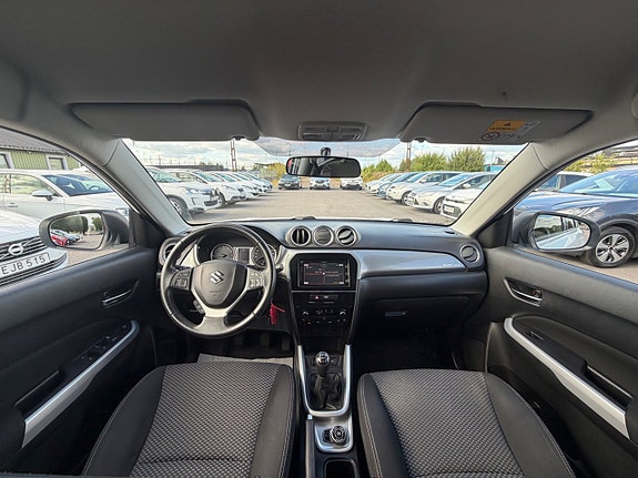 Suzuki Vitara 15 of 23