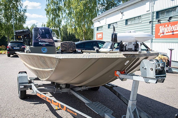 Tracker Grizzly 1754 SC Camo Mercury 80 hk 3 of 12