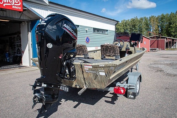 Tracker Grizzly 1754 SC Camo Mercury 80 hk 2 of 12